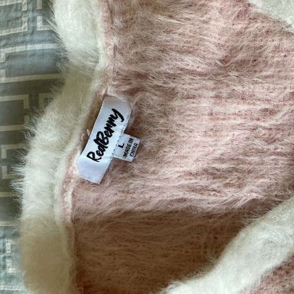 Verge Girl fuzzy cropped sweater - Picture 3 of 3